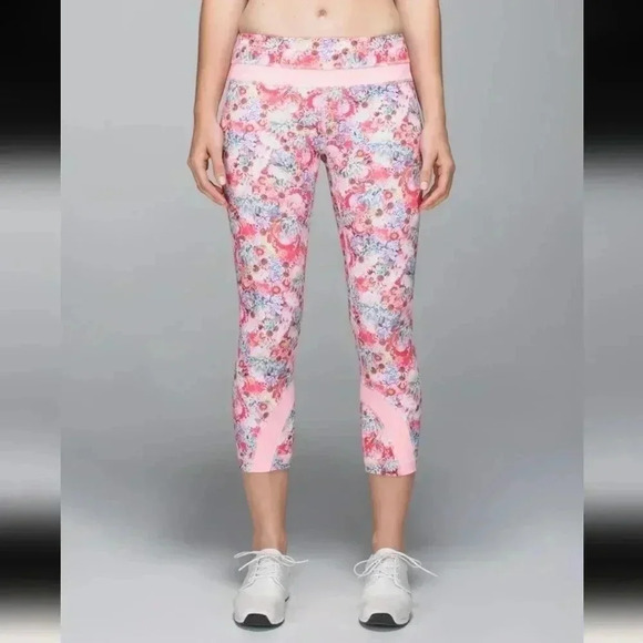 Lululemon Run: Inspire Crop II *All Luxtreme Flowabunga Mini Multi / Bleached Co - Picture 3 of 8